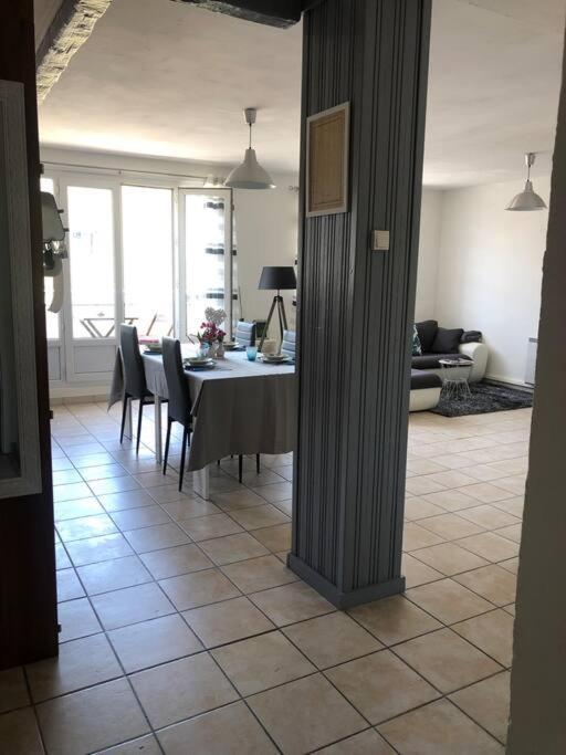 Appartement Balcon, Place De Parking, Centre Ville Valence  Exteriör bild